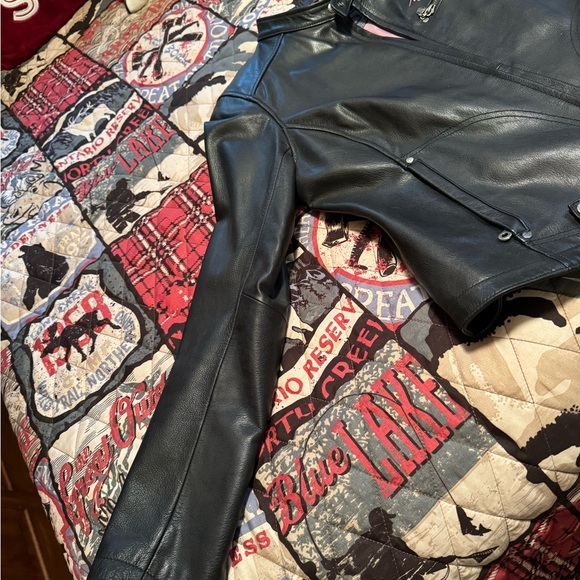 Harley-Davidson Ladies leather jacket size large - Picture 10 of 10